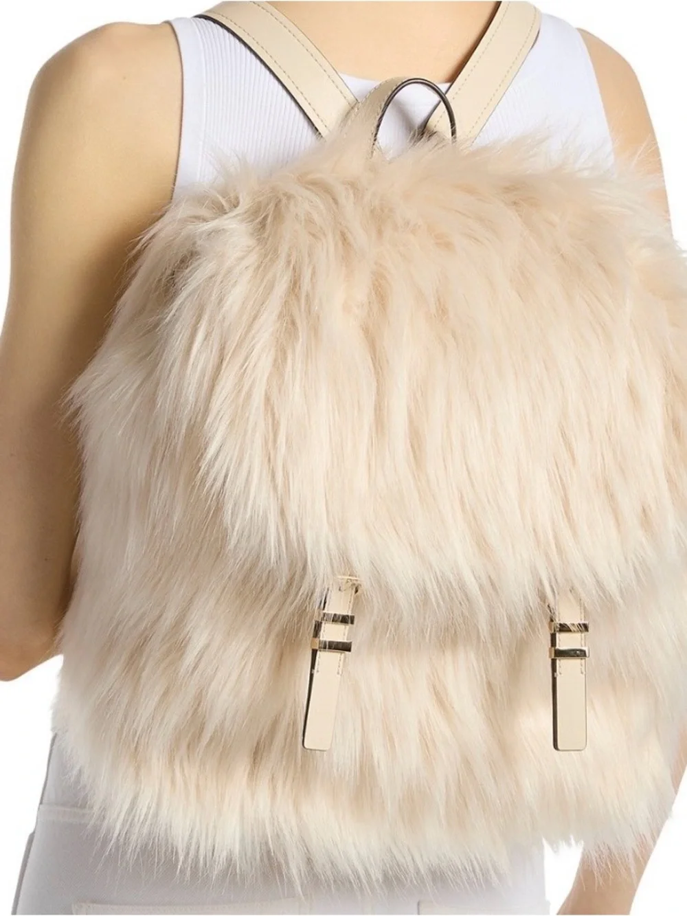 New With Tags MICHAEL KORS Quinn Medium Flap Faux Fur Backpack Natural AUTHENTIC - Picture 3 of 11